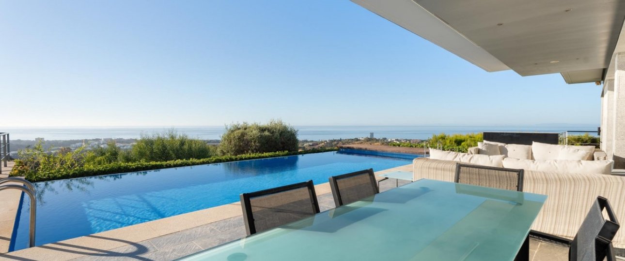 Resale - Villa - Marbella - Altos de los Monteros