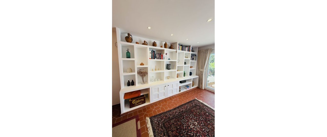 Resale - Villa - Marbella - Altos de los Monteros