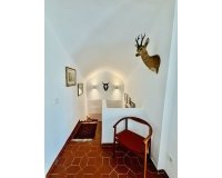 Resale - Villa - Marbella - Altos de los Monteros