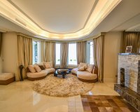 Resale - Villa - Marbella - Altos de los Monteros
