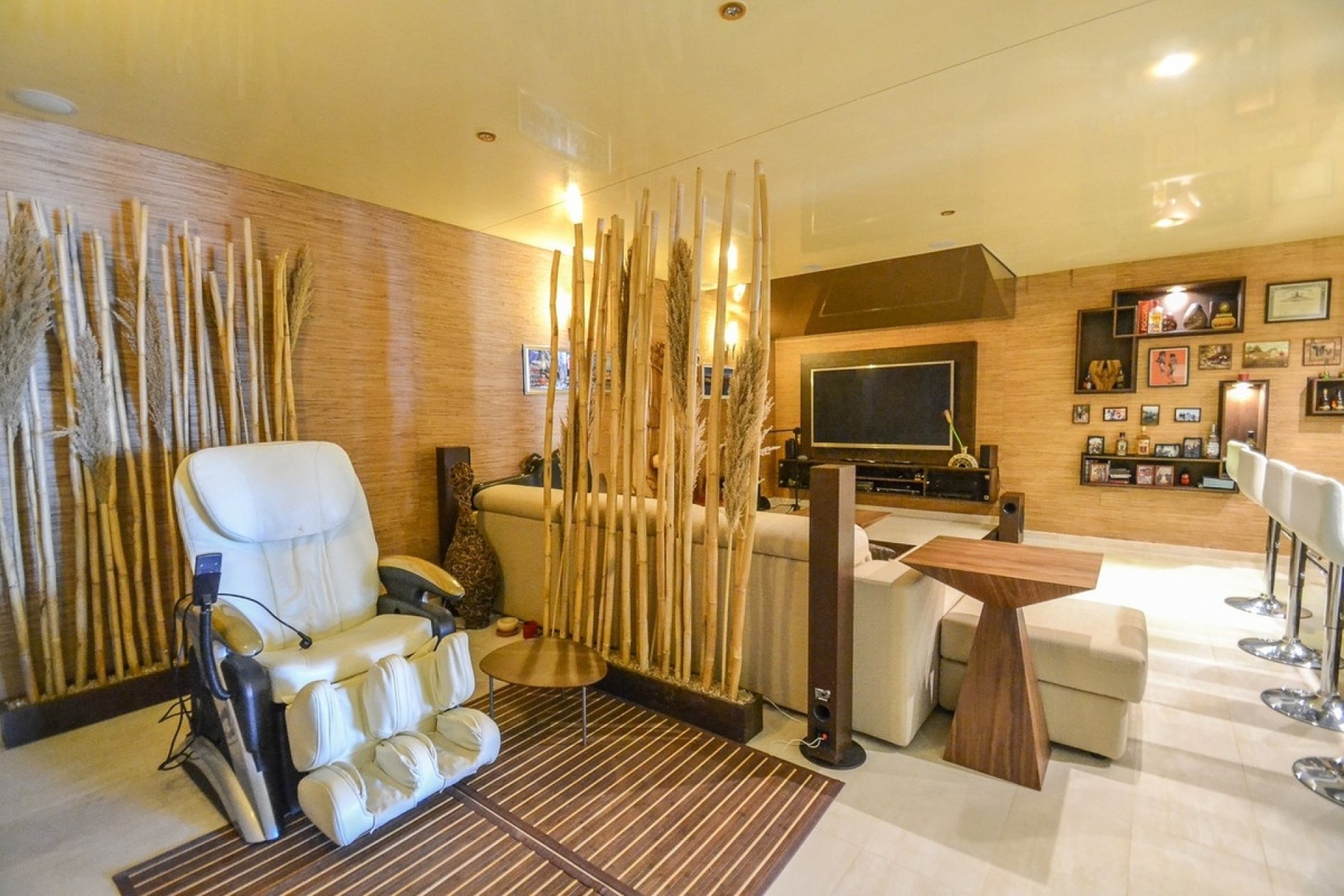 Resale - Villa - Marbella - Altos de los Monteros