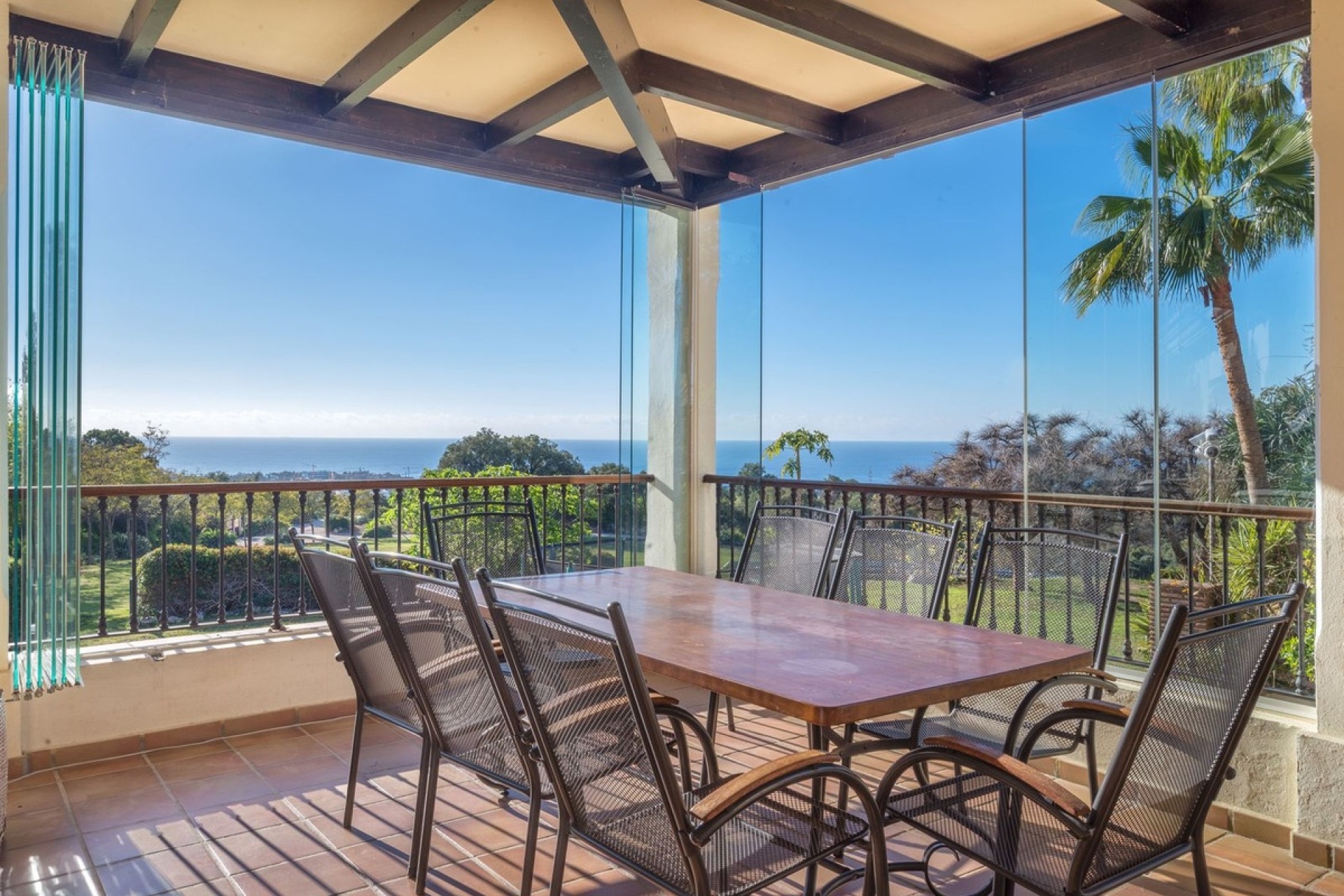 Resale - Villa - Marbella - Altos de los Monteros