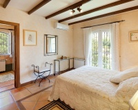 Resale - Villa - Marbella - Altos de los Monteros