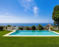 Resale - Villa - Marbella - Altos de los Monteros