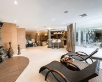 Resale - Villa - Marbella - Altos de los Monteros