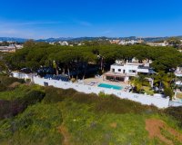 Resale - Villa - Marbella - Artola
