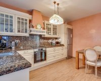 Resale - Villa - Marbella - Artola
