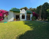 Resale - Villa - Marbella - Artola