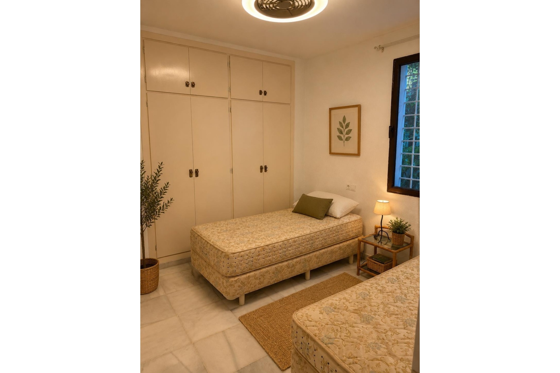 Resale - Villa - Marbella - Artola