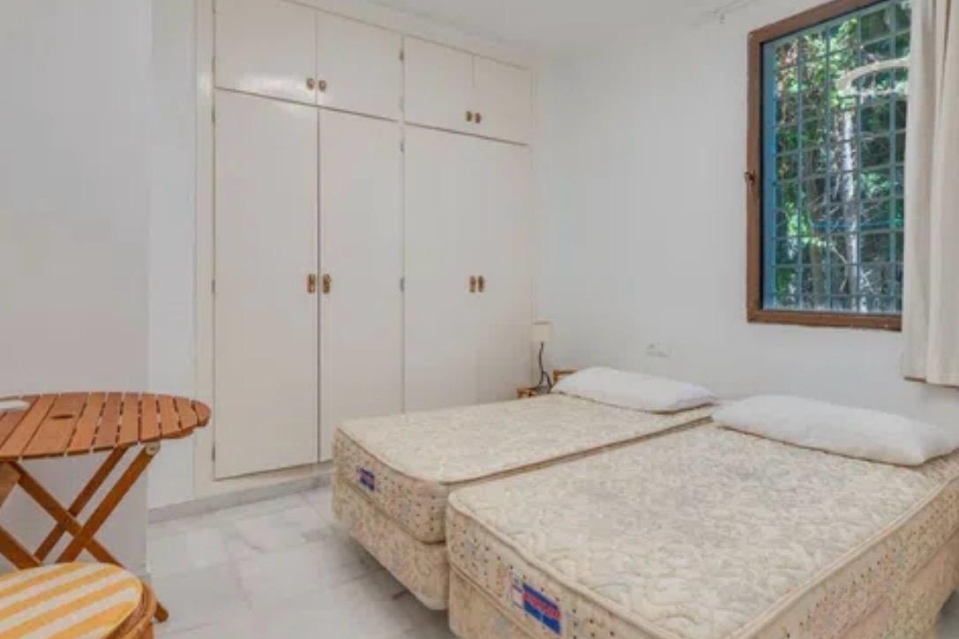 Resale - Villa - Marbella - Artola