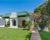 Resale - Villa - Marbella - Artola