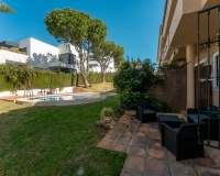 Resale - Villa - Marbella - Artola