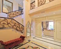 Resale - Villa - Marbella - Bahía de Marbella