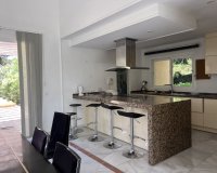 Resale - Villa - Marbella - Bahía de Marbella