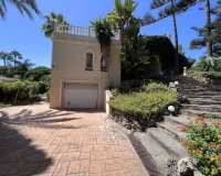 Resale - Villa - Marbella - Bahía de Marbella