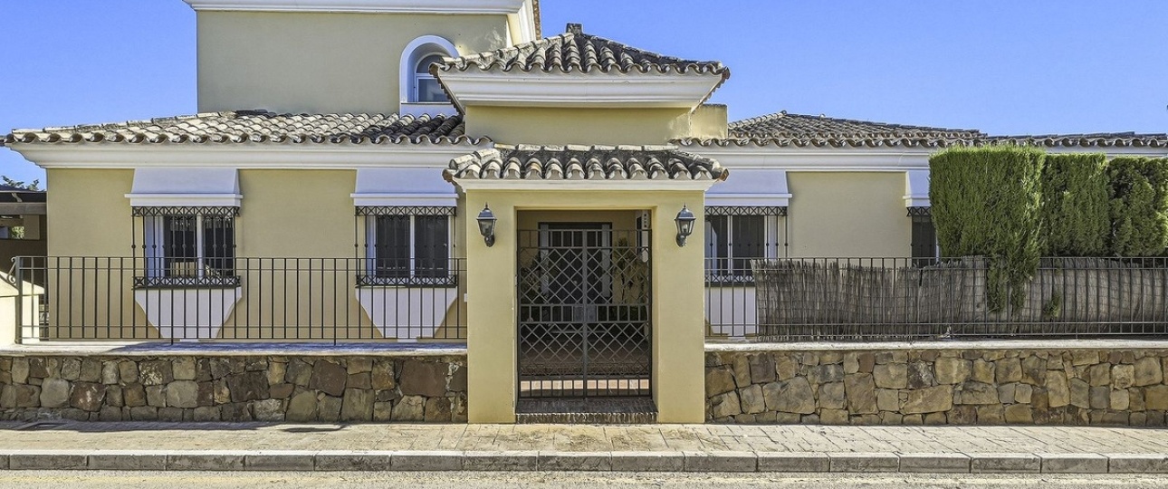 Resale - Villa - Marbella - Bahía de Marbella