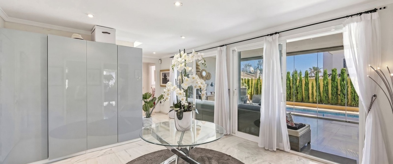 Resale - Villa - Marbella - Bahía de Marbella