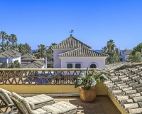 Resale - Villa - Marbella - Bahía de Marbella
