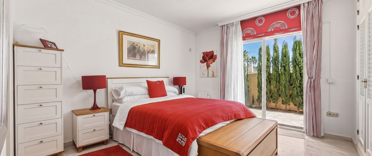 Resale - Villa - Marbella - Bahía de Marbella