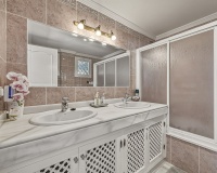 Resale - Villa - Marbella - Bahía de Marbella