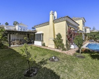 Resale - Villa - Marbella - Bahía de Marbella