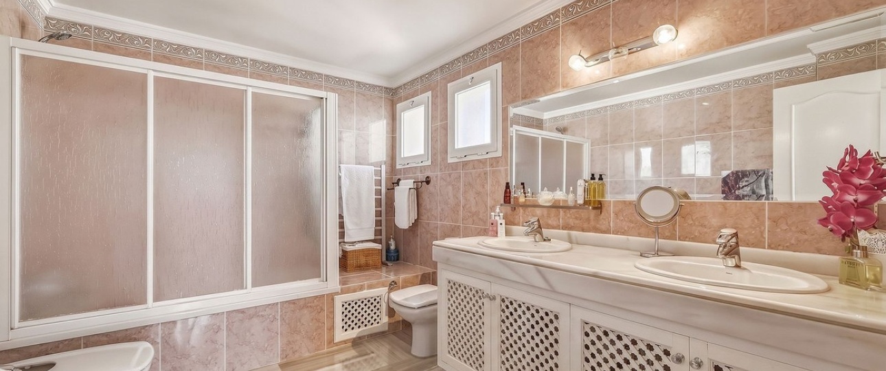 Resale - Villa - Marbella - Bahía de Marbella