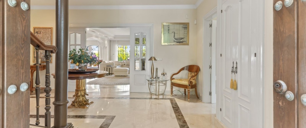 Resale - Villa - Marbella - Bahía de Marbella