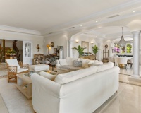 Resale - Villa - Marbella - Bahía de Marbella