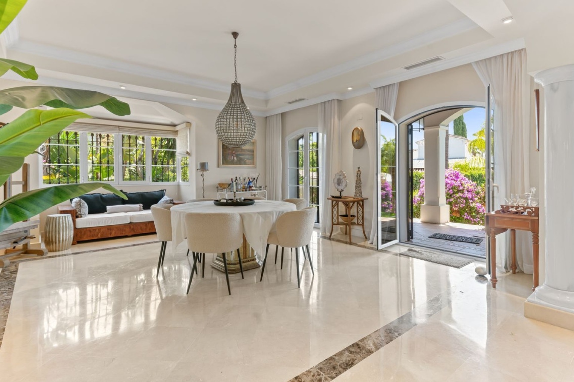 Resale - Villa - Marbella - Bahía de Marbella