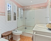 Resale - Villa - Marbella - Bahía de Marbella