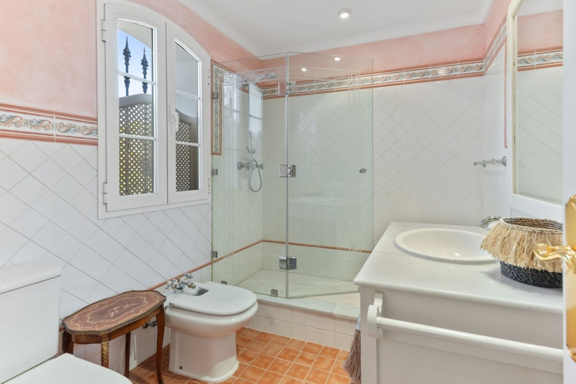 Resale - Villa - Marbella - Bahía de Marbella