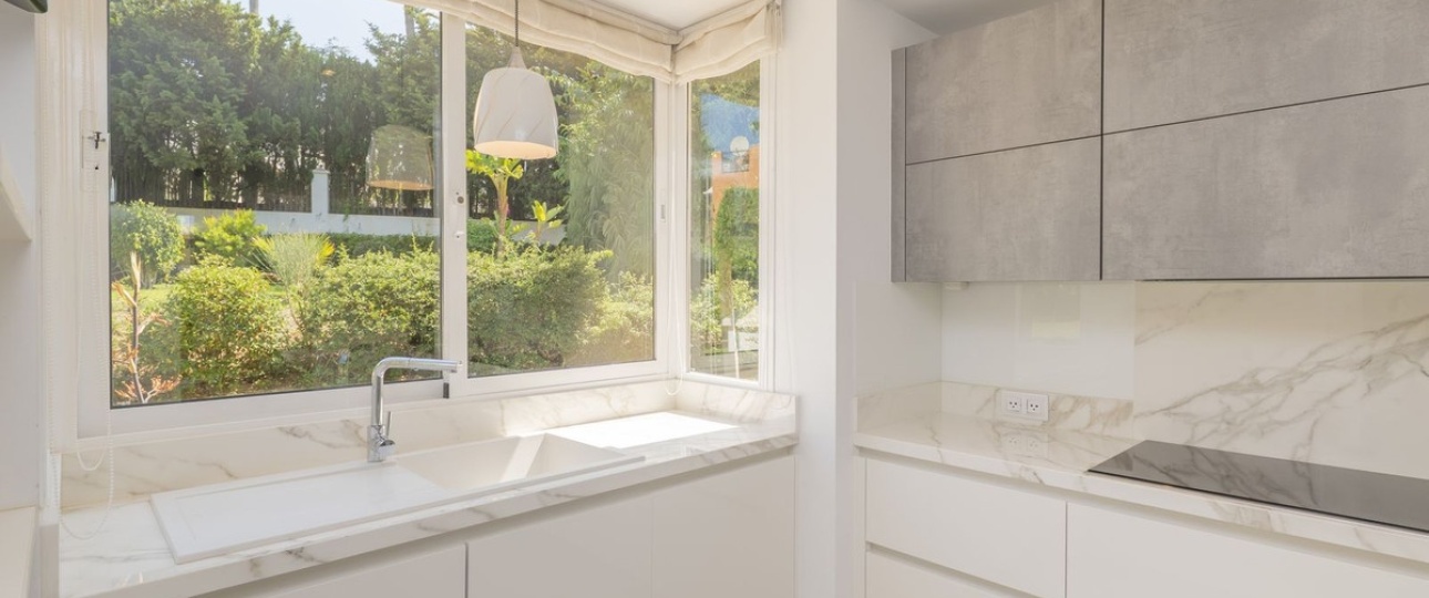 Resale - Villa - Marbella - Bahía de Marbella