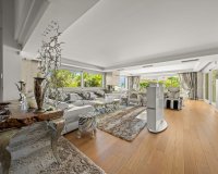 Resale - Villa - Marbella - Bahía de Marbella