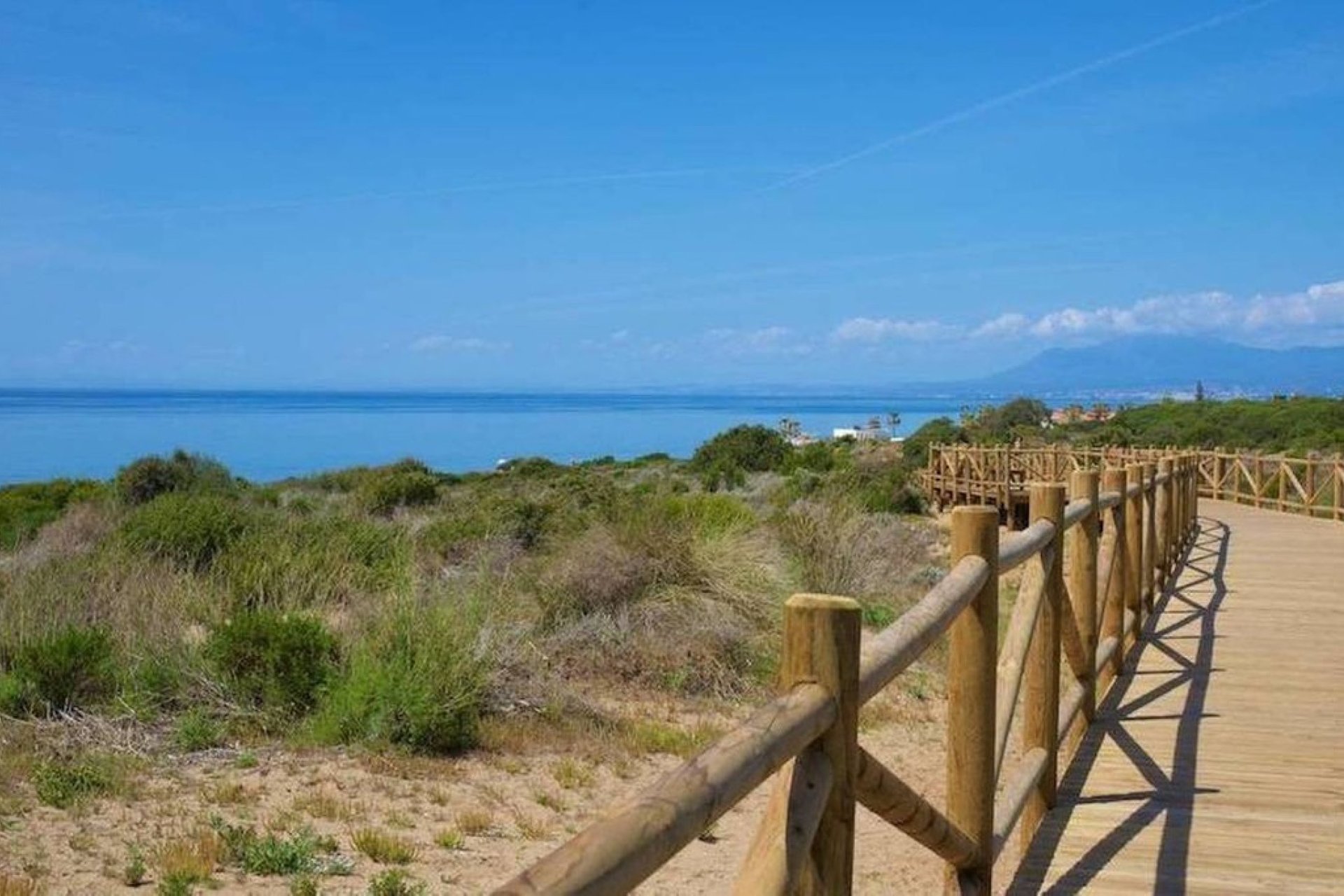 Resale - Villa - Marbella - Cabopino