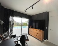 Resale - Villa - Marbella - Cabopino