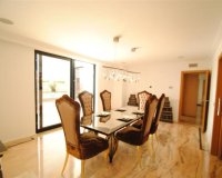 Resale - Villa - Marbella - Cabopino