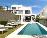 Resale - Villa - Marbella - Cabopino