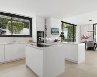 Resale - Villa - Marbella - Cabopino