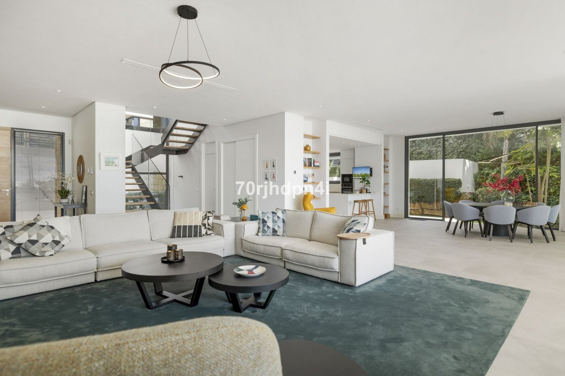 Resale - Villa - Marbella - Cabopino