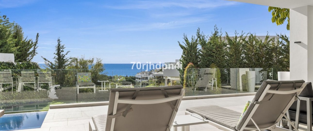 Resale - Villa - Marbella - Cabopino