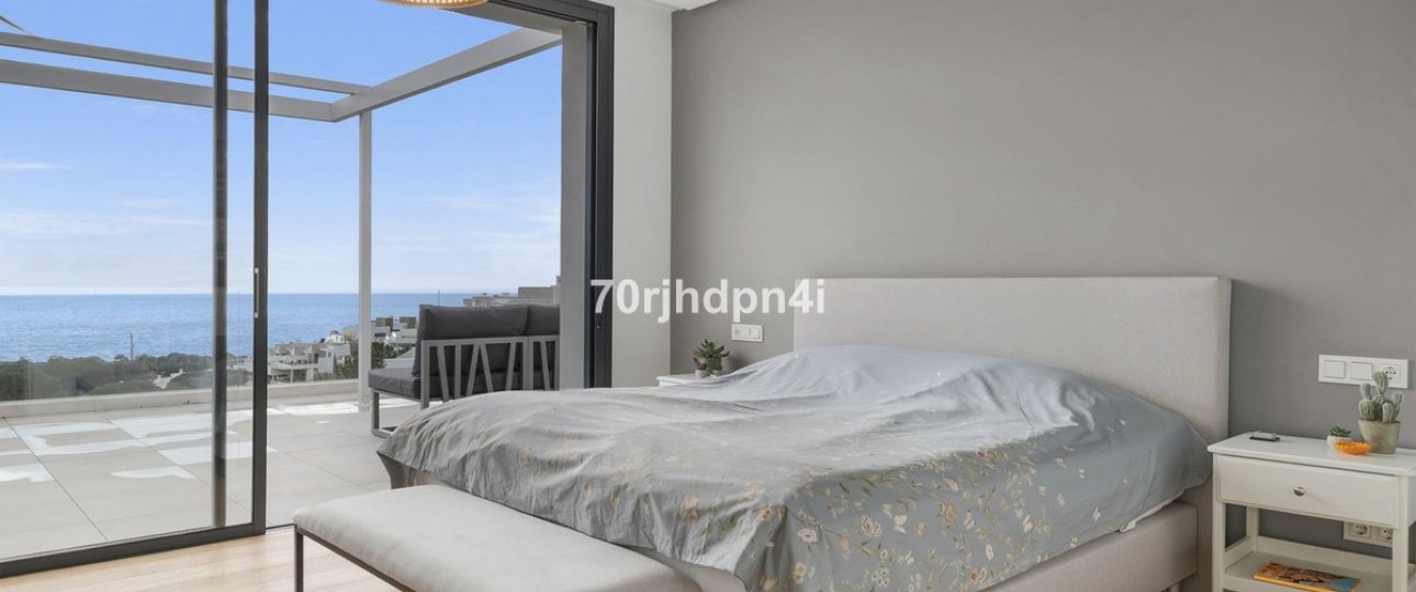 Resale - Villa - Marbella - Cabopino