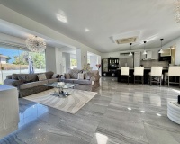 Resale - Villa - Marbella - Cabopino