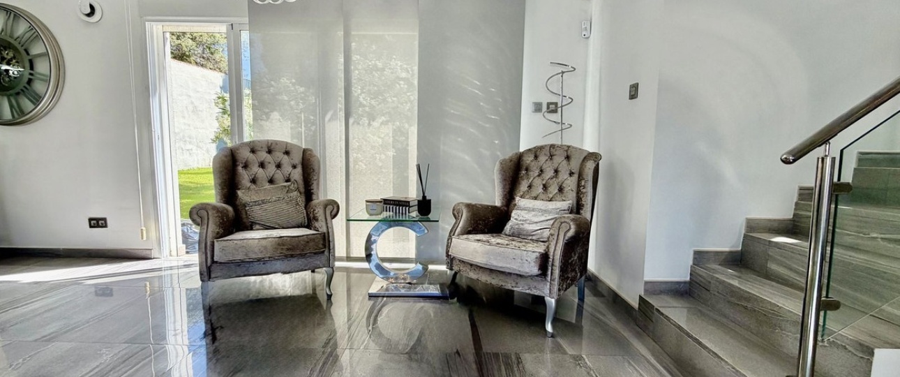 Resale - Villa - Marbella - Cabopino