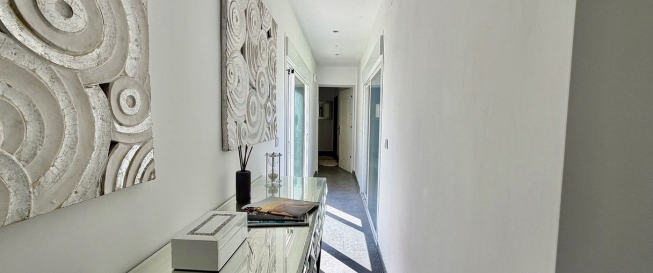 Resale - Villa - Marbella - Cabopino