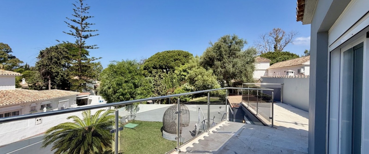 Resale - Villa - Marbella - Cabopino