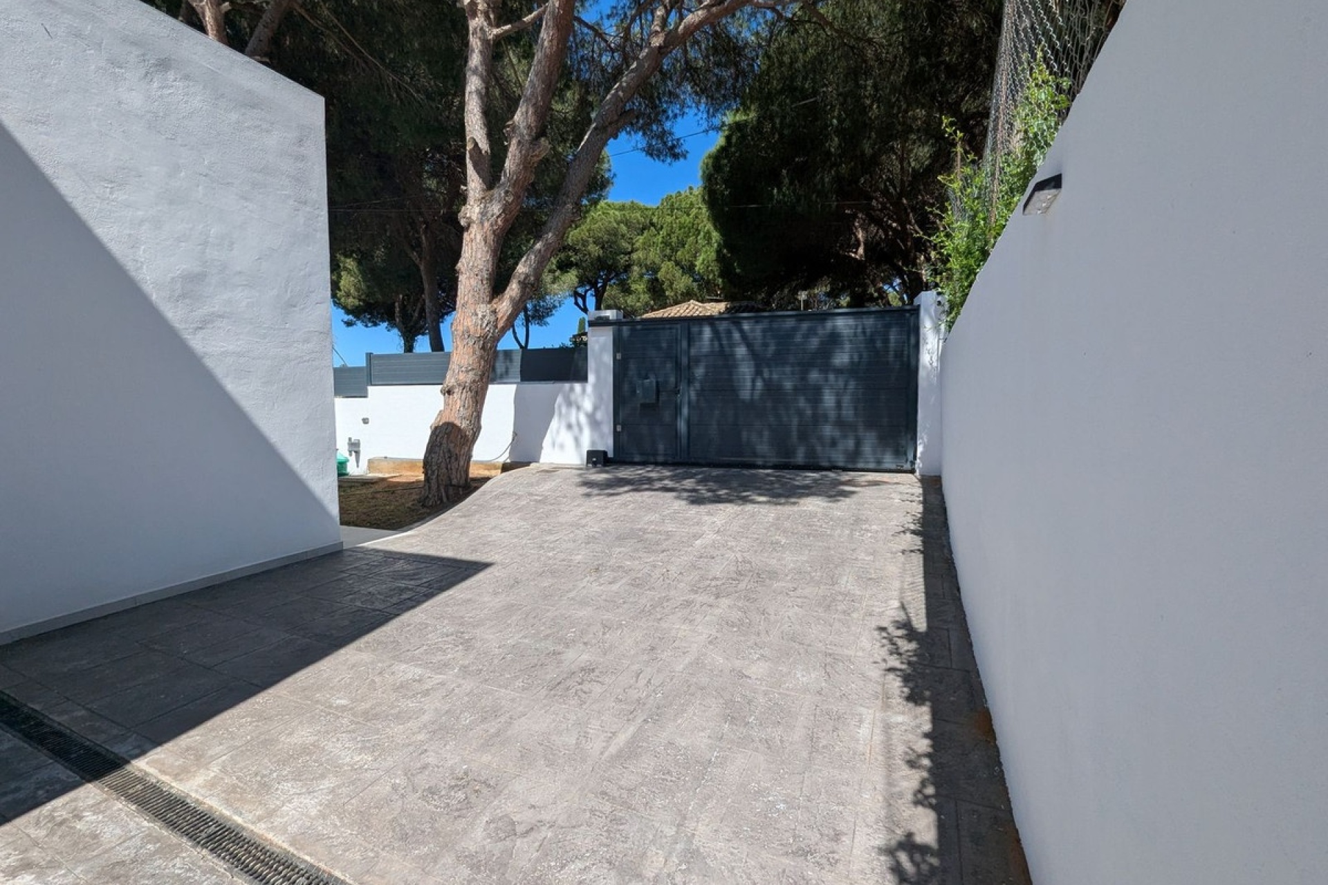 Resale - Villa - Marbella - Cabopino