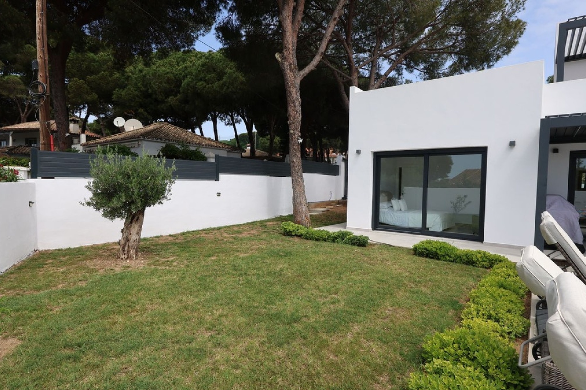 Resale - Villa - Marbella - Cabopino