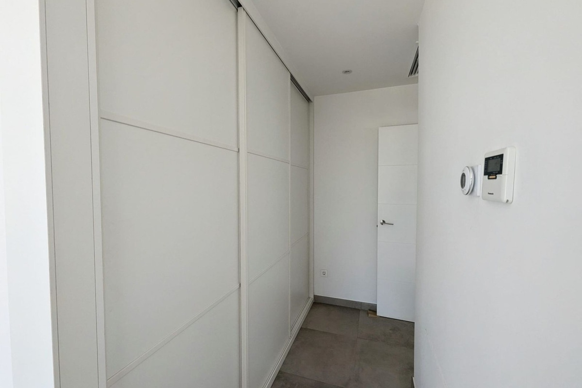 Resale - Villa - Marbella - Cabopino