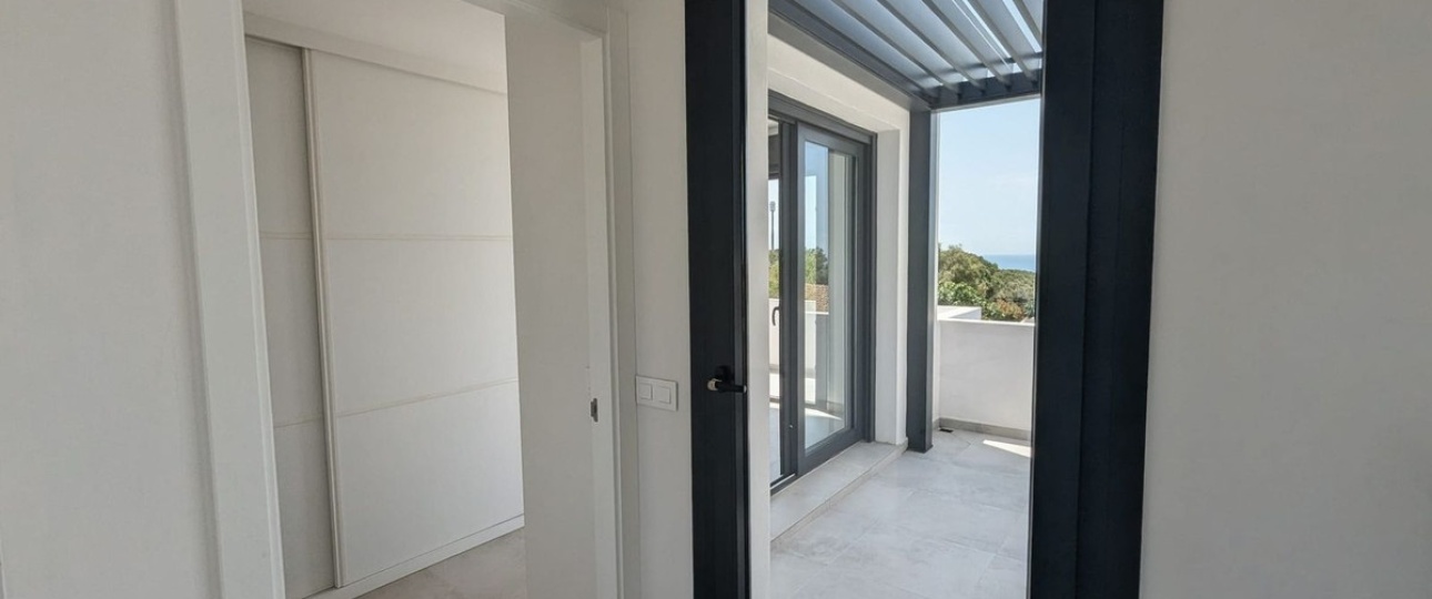 Resale - Villa - Marbella - Cabopino