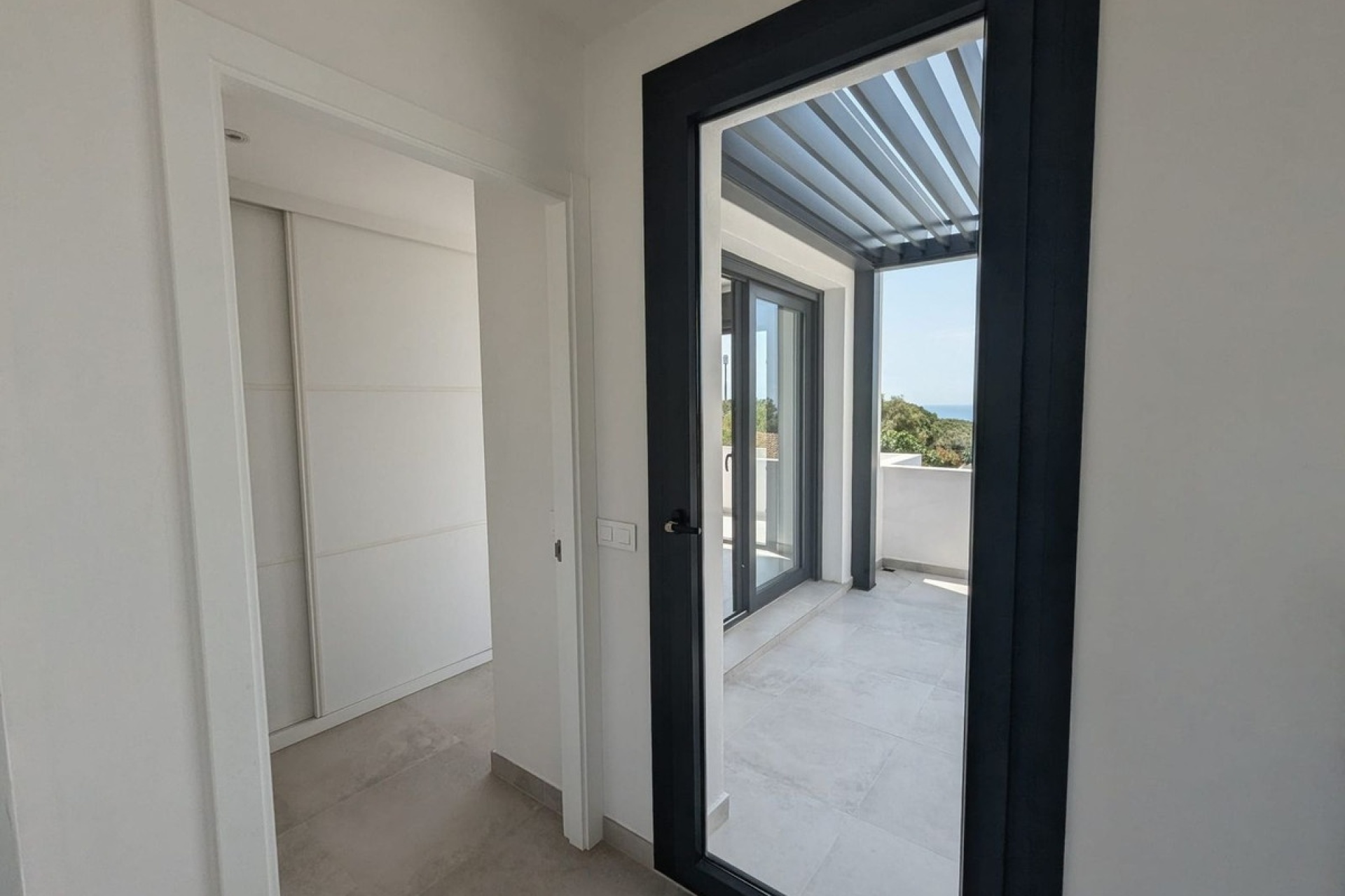 Resale - Villa - Marbella - Cabopino